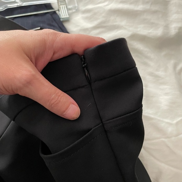 Akris Punto Black Trousers Size 12 - Picture 3 of 11
